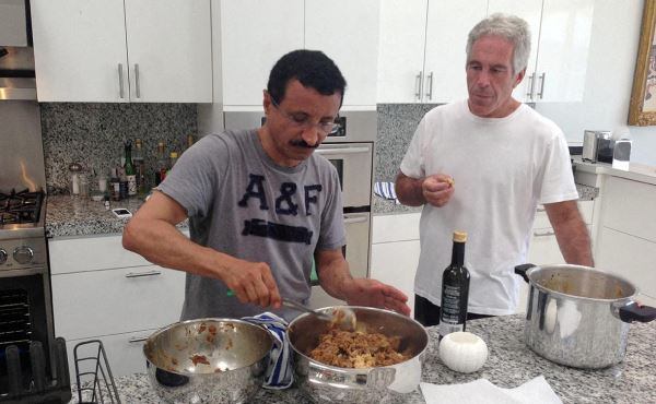 DP World «немедленно» уволил главу компании из-за связей с Эпштейном