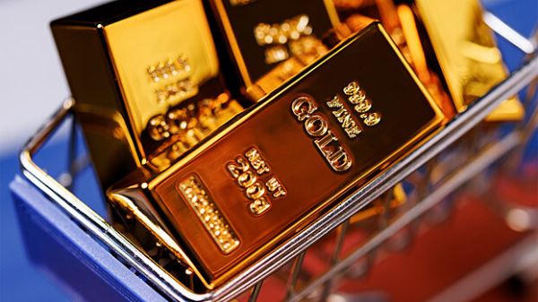 Стоит ли покупать золото на бирже в 2026 году: особенности и прогнозы стоимости драгметалла