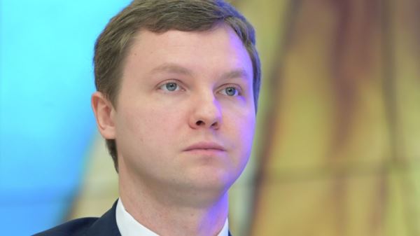 Эксперт Юшков: конкурентным преимуществом Carlyle является лоббистский ресурс